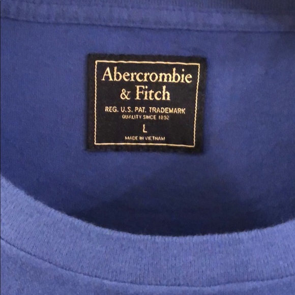 Abercrombie graphic tee new with tags - Picture 2 of 4
